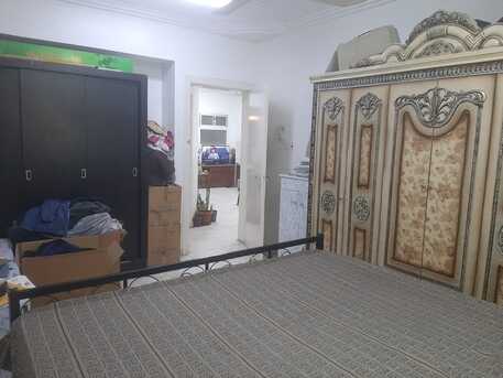 Riyadh, Apartments, Flats, Houses & Villas, SAR 25000/year,  3 BR,  Offering 3BHK Flat First Floor With Lift Along With House Hold Items