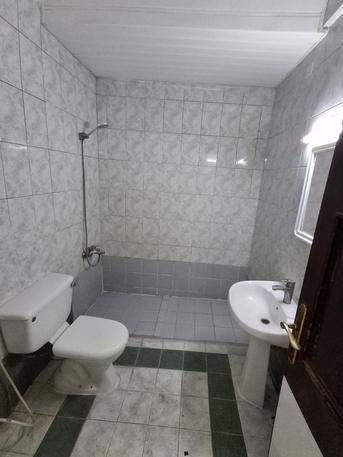 Hoora, Apartments, Flats, Houses & Villas, BHD 200/month,  2 BR,  2bhk 1bath Closed Kitchen 200bd With Ewa