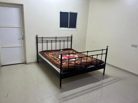 Al Kharj, Apartments, Flats, Houses & Villas, SAR 1000/month,  Furnished,  3 BR,  3 BHK Semi-Furnished Apartment Available For Rent