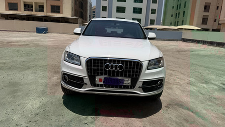 Manama, Vehicles, Cars & Trucks , BHD 5800,  Audi Q5 S Line,  2017,  Automatic,  110000 KM,  Audi Q5 40 TFSI Quattro