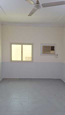 Hamad Town, Rooms for Rent, BHD 100/month,  Master Bedroom For Rent &ndash; Buri Opp Fly Phone (Near Al Amal Hospital) Spacious Master Singl