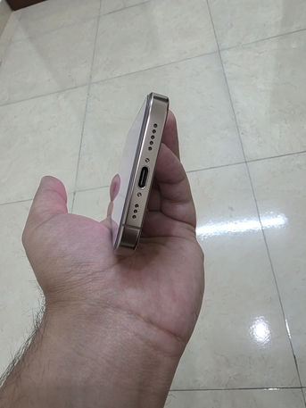Riyadh, Electronics, SAR 3000,  IPhone 16pro 256gb Desert Titanium