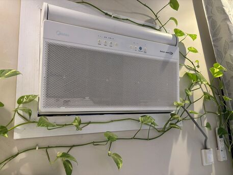 Al Faisaliyah, Air Conditioners, SAR 1300,  One Window And Six Split ACs Under Warranty As Good As New