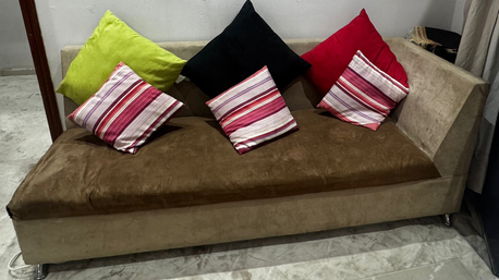 Riyadh, Furniture, SAR 350,  10 Seater Sofa In A Good Condition