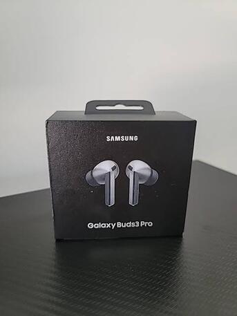 Jeddah, Mobile Phones, SAR 400,  Samsung Galaxy Buds 3 Pro (Black / Galaxy AI) &ndash; Like New