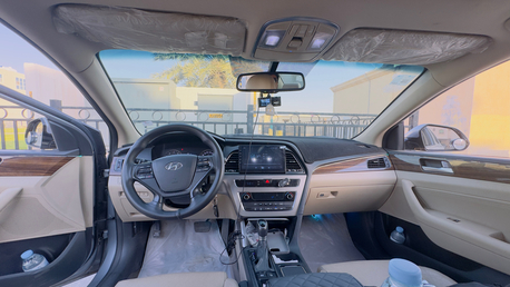 Jubail, Vehicles, Cars & Trucks , SAR 45000,  Hyundai Sonata Limited,  2017,  Automatic,  238000 KM,  Hyundai Sonata  Limited For Sale