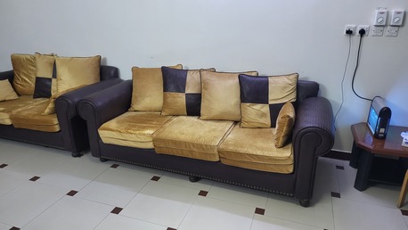 Al Rawdah, Furniture, SAR 1450,  10 Seater Sofa - Mint Condition