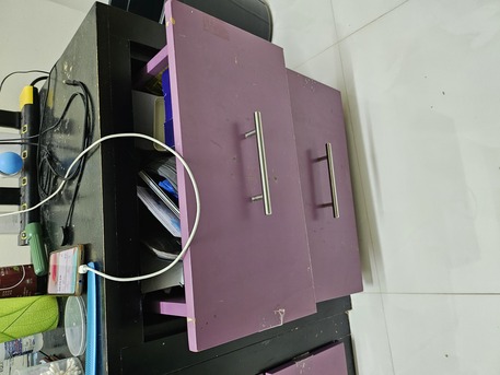 Riffa, Household Items, BHD 30,  Urgent Dressing Table And Side Tables For Sale