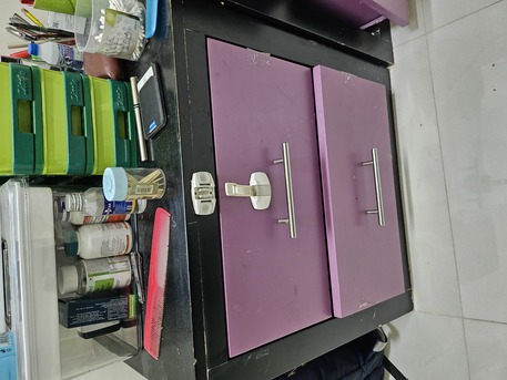 Riffa, Household Items, BHD 30,  Urgent Dressing Table And Side Tables For Sale