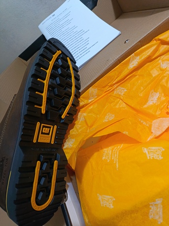 Rabigh, Clothing & Accessories, SAR 175,  CAT Original Safety Shoes