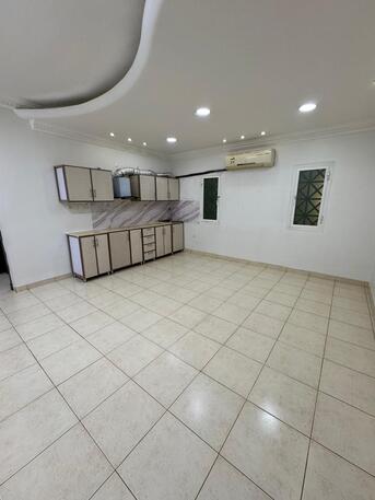 Al Malaz, Apartments, Flats, Houses & Villas, SAR 3000/month,  Furnished,  1 BR,  80 Sq. Meter,  Semi Furnished 1 BHK Family Flat On Ground Floor For Rent - Indians Preferred