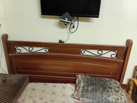 Riyadh, Furniture, SAR 150,  Farniture Item.Furnitur In Good Conditio Dubble Bed 150,wardroop