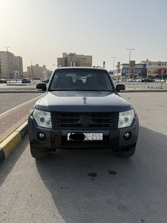 Jubail, Vehicles, Cars & Trucks , SAR 31500,  Mitsubishi Pajero,  2009,  Automatic,  318000 KM,  Pajero  For Sale