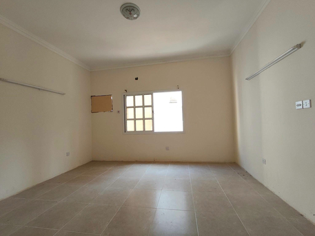 Adliya, Apartments, Flats, Houses & Villas, BHD 550/month,  4 BR,  Adliya:- 4Bhk Duplex Commercial Villa On Rent.  Bd 550/- Without Ewa.