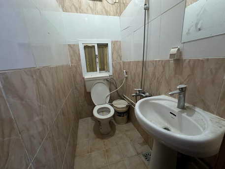 Gudaibiya, Apartments, Flats, Houses & Villas, BHD 160/month,  1 BR,  Gudaibiya:- 1BHK Unfurnished Flat On Rent With Only A/C.  Bd 160/- With Unlimited EWA.