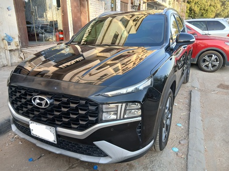 Riyadh, Vehicles, Cars & Trucks , SAR 85000,  Hyundai Santafe,  2022,  Automatic,  38000 KM,  Hyundai Santa Fe  2.5L Black | 38,000 KM | Excellent Condition