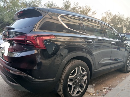 Riyadh, Vehicles, Cars & Trucks , SAR 85000,  Hyundai Santafe,  2022,  Automatic,  38000 KM,  Hyundai Santa Fe  2.5L Black | 38,000 KM | Excellent Condition