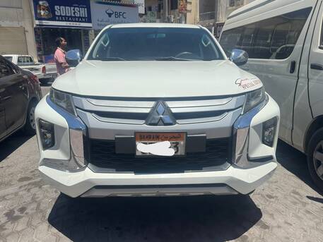 Manama, Vehicles, Cars & Trucks , BHD 5200,  MITSUBISHI-L200,  2022,  Manual,  161000 KM,   DOUBLE CABIN PICKUP  MODEL FOR SALE