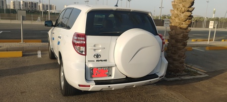Jeddah, Vehicles, Cars & Trucks , SAR 25000,  Toyota RAV4,  2009,  Automatic,  365750 KM,