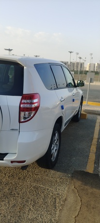 Jeddah, Vehicles, Cars & Trucks , SAR 25000,  Toyota RAV4,  2009,  Automatic,  365750 KM,