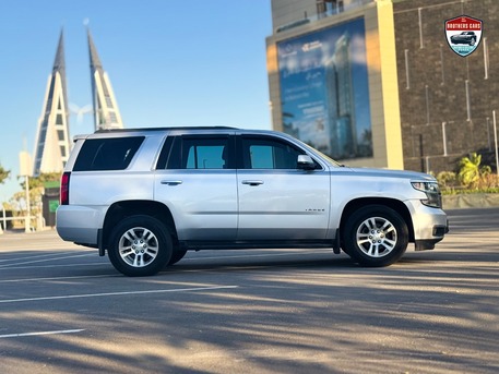Manama, Vehicles, Cars & Trucks , BHD 100,  CHEVROLET TAHOE LT,  2018,  Automatic,  338000 KM,    MODEL FOR SALE