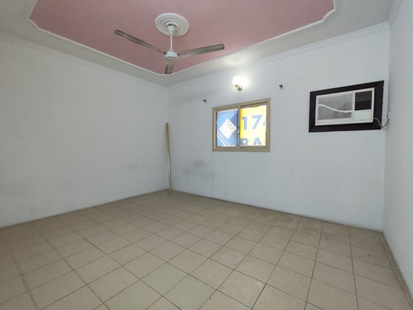 Manama, Apartments, Flats, Houses & Villas, BHD 180/year,  2 BR,  Gufool:- 2BR Flat On Rent With Ewa & Acs..