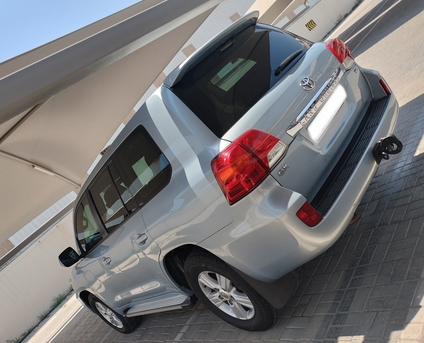 Manama, Items Wanted, 2014 Toyota Land Cruiser V6
