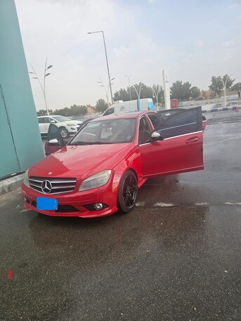 Dammam, Vehicles, Cars & Trucks , SAR 40000,  Mercedes-Benz GLC 300 4MATIC,  2009,  Automatic,  370 KM,  Car For Sale | Vehicle For Sale | Full Option|Accident Free | Excellent Condition
