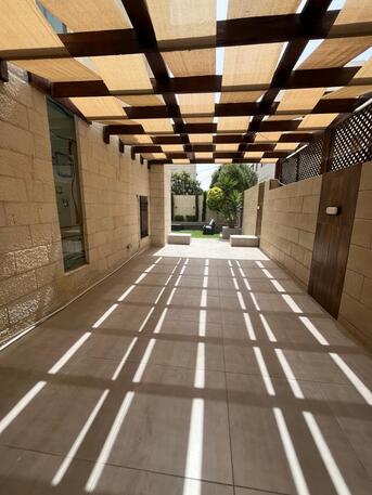 Abdoun, Apartments, Flats, Houses & Villas, JOD 35000/year,  3 BR,  550 Sq. Meter,  Attached Villa For Rent In Abdoun