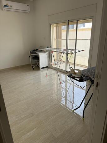 Riyadh, Rooms for Rent, SAR 2000/month,  Furnished,  SAR 2000/month,Looking For Executive Bachelor To Share In My 3BHK Apartment