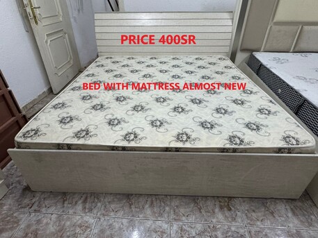 Al Sulaimaniah Al Sharqiyah, Furniture, SAR 650,  2 King Size Bed And 1 Mattress,1 Dressing Table Total 650sr