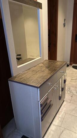 Al Sulaimaniah Al Sharqiyah, Furniture, SAR 650,  2 King Size Bed And 1 Mattress,1 Dressing Table Total 650sr