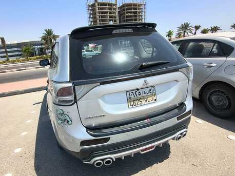 Dammam, Vehicles, Cars & Trucks , SAR 1600,  Mitsubishi Pajero,  2017,  102622 KM,  7-Seater Cars Available On Installments