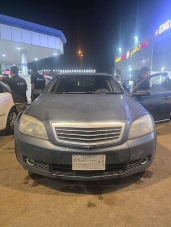 Riyadh, Vehicles, Cars & Trucks , SAR 12500,  Chevrolet Caprice,  2009,  Automatic,  420000 KM,  12500 Caprice 6 Cylinder