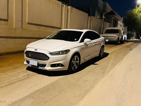 Riyadh, Vehicles, Cars & Trucks , SAR 40,  Ford Fusion SE Sports,  2016,  Automatic,  285000 KM,  Fusion SE SPORT