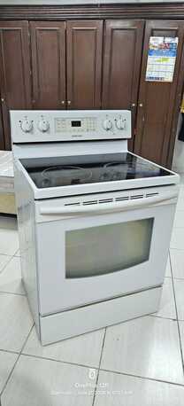 Dammam, Household Items, SAR 800,  Cooking Range / Gas Stove Four Burner Oven Grill - Electric