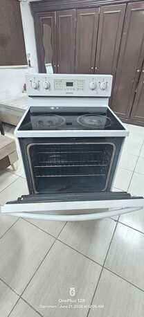 Dammam, Household Items, SAR 800,  Cooking Range / Gas Stove Four Burner Oven Grill - Electric