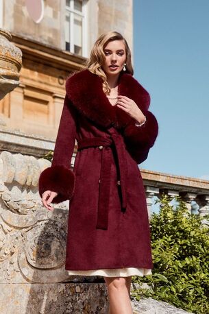 Paris, Clothing & Accessories, EUR 4,  Alanic.Clothing Drives Global Fashion Growth With French-Based Production Expertise