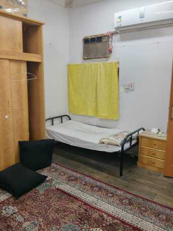 Al Wizarat, Housing Exchanges, SAR 1300/month,  1 BR,  12 Sq. Meter,  Executive Bachelor Gr. Flr. Within Family Flat