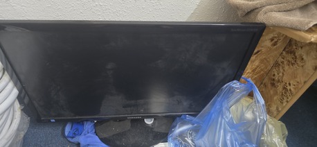 Riyadh, Computers, SAR 100,  Led Screen And Foot Masager