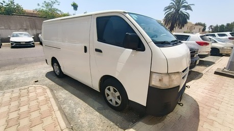 Jeddah, Vehicles, Cars & Trucks , SAR 58000,  Toyota Haice,  2017,  Manual,  535000 KM,   For Sale