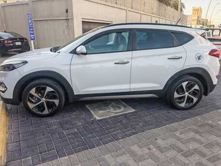 Dammam, Vehicles, Cars & Trucks , SAR 50000,  Hyundai Tucson,  2016,  Automatic,  163 KM,    Full Option