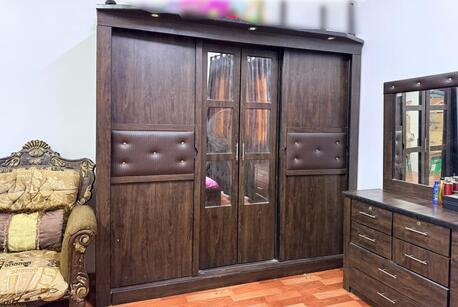 Al Wizarat, Household Items, SAR 1200,  King Size Bedroom Set For Sale &ndash; Complete Set &ndash; Riyadh