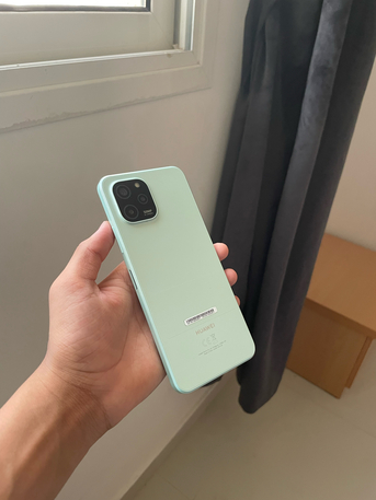 Khobar, Electronics, SAR 450,  Huawei Phone In Emerald Green Color