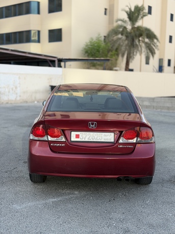 Manama, Vehicles, Cars & Trucks , BHD 1650,  Honda Civic,  2010,  Automatic,  163453 KM,    Mid Option In Excellent Condition