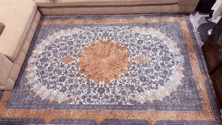 Riyadh, Furniture, SAR 800,  Persian Carpet - Almost New