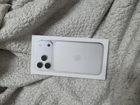 Khobar, Mobile Phones, SAR 5200,  IPhone 17 Pro Max 256gb Sale Swap Box Packed Sealed Pack Intercardinal Version Silver