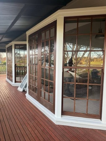 Sydney, Household, All Trade Glazing