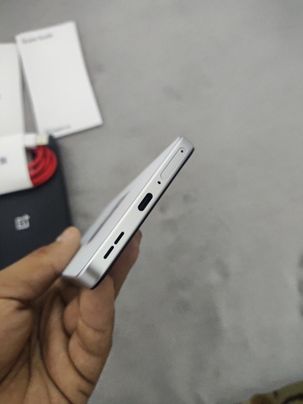 Riyadh, Mobile Phones, SAR 920,  ONEPLUS NORD CE5 5G 16GB (8+8) 256GB