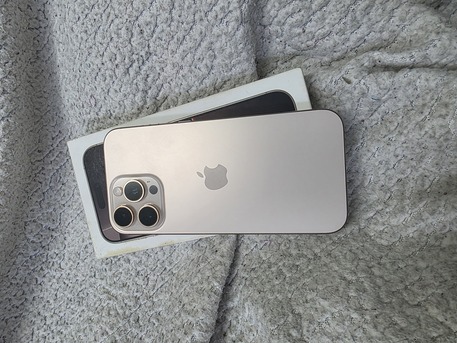 Khobar, Mobile Phones, SAR 3900,  IPhone 16 Pro Max 512 95 Battery Life Only Serious Buyer Contact Me WhatsApp Or Call